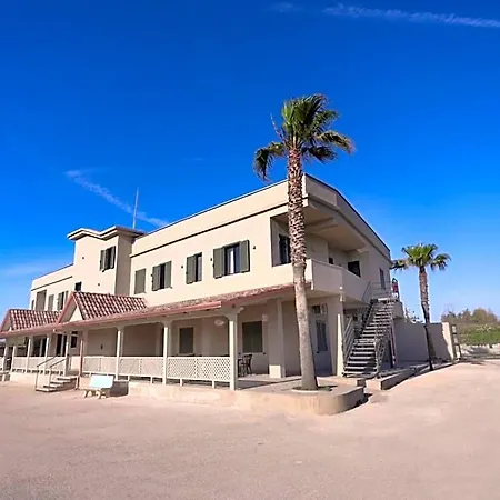 Barracuda Hotel 3*